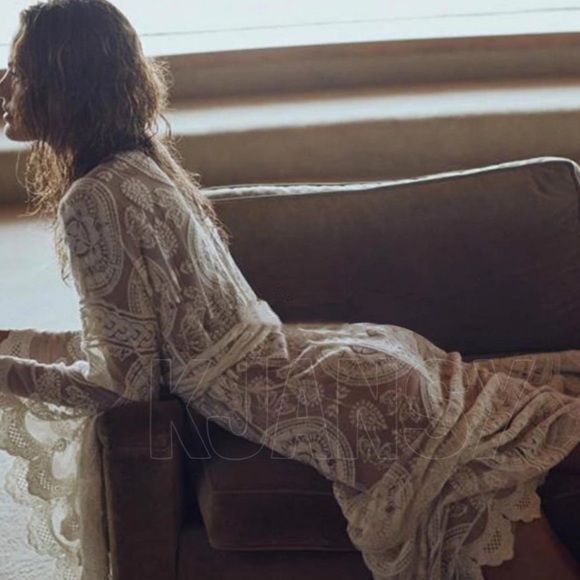 Bohemian Kimono White Lace Duster - Picture 4 of 8